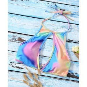 🆕 Tie Dye Halter Bikini Top